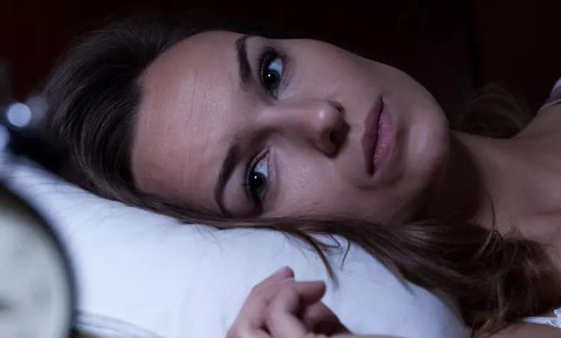 Събуждате се между 1 и 4 през нощта – лекар разкри какво означава това
